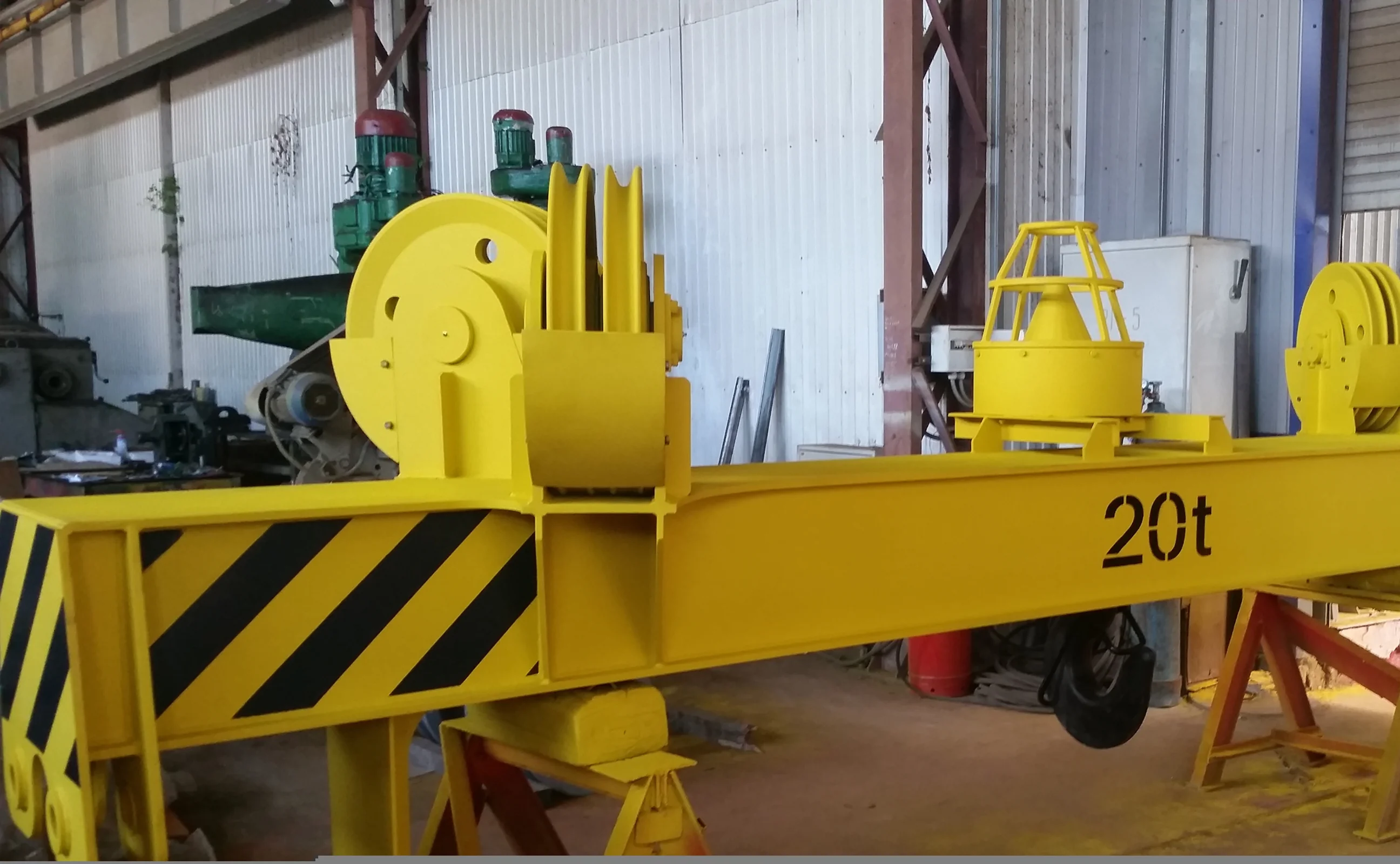 Фото 1 – Траверсы и крюковые подвески