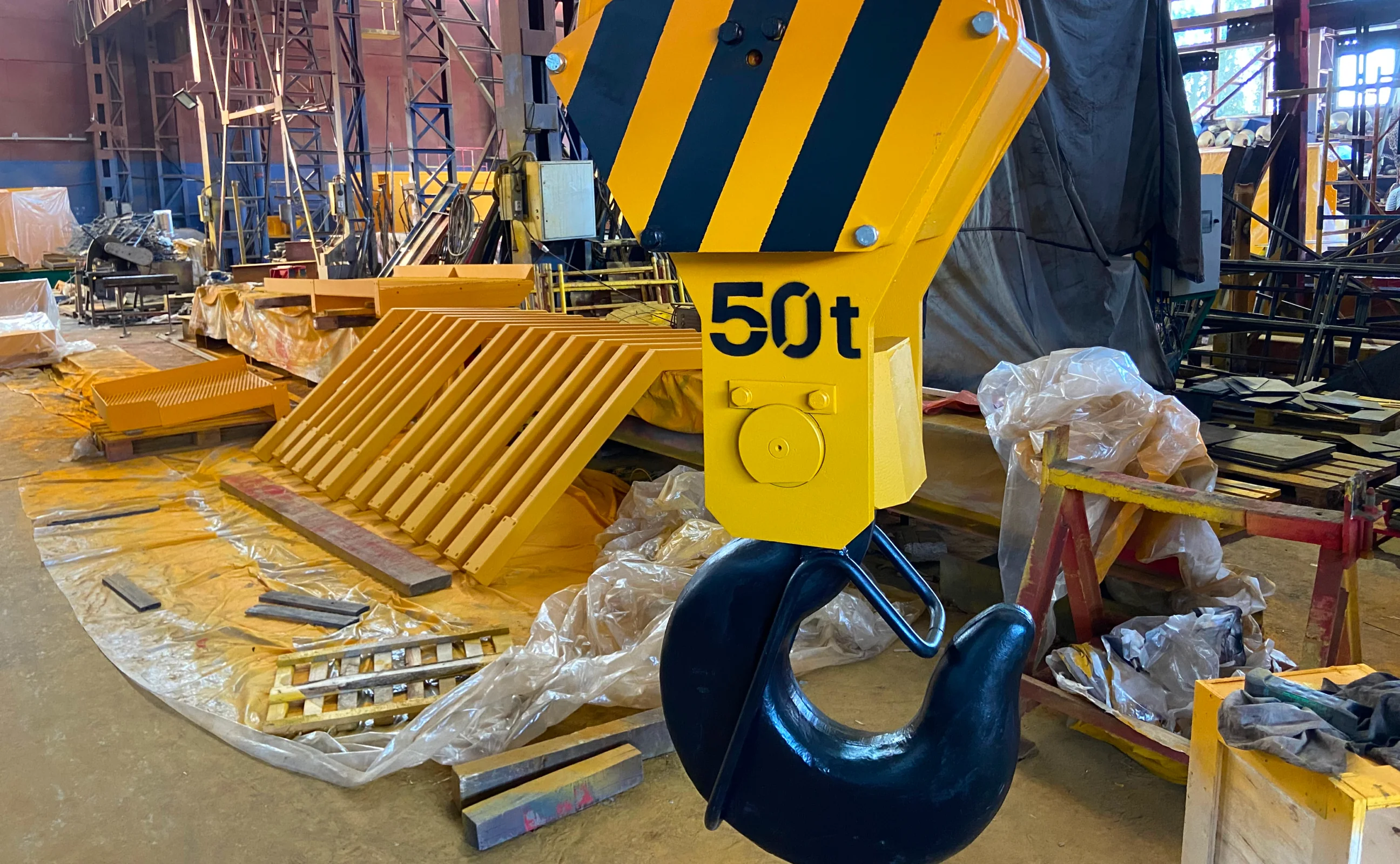 Фото 5 – Траверсы и крюковые подвески