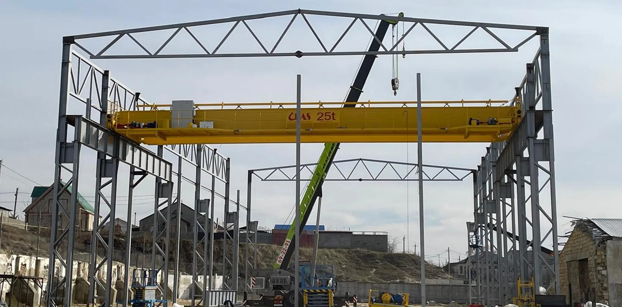 Фото 1 – Мостовые краны