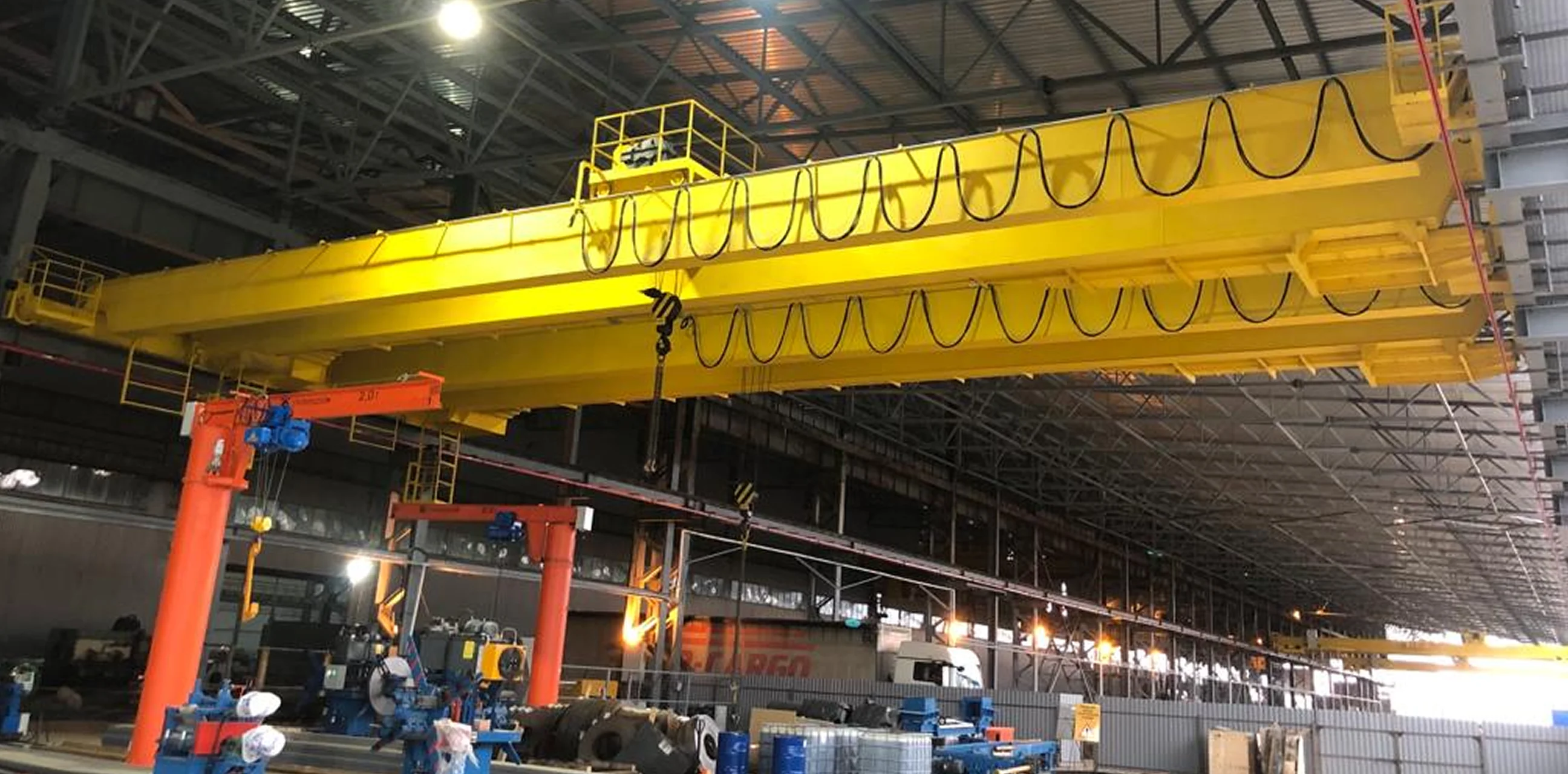 Фото 2 – Мостовые краны